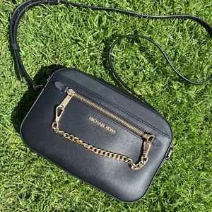 Jet set large Saffiano leather crossbody bag